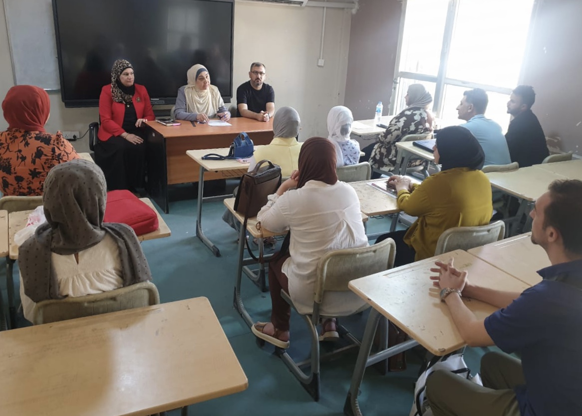 6c92304f-c6c5-425f-962e-687e3d6b7816