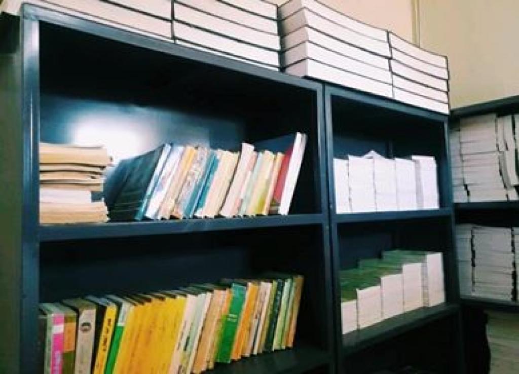 The Central Library Provides The University Of Tal Afar S Library With 