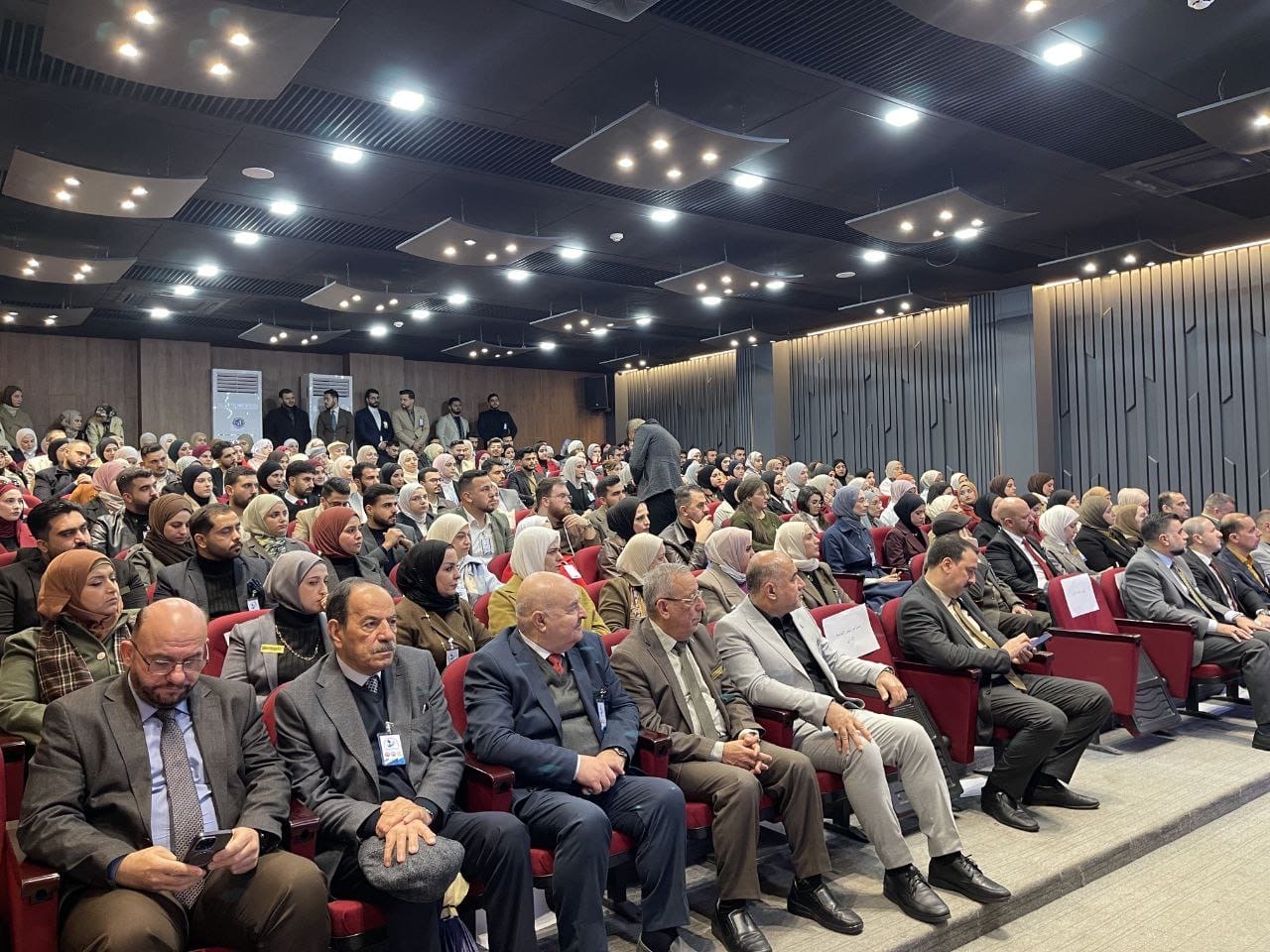 055a72ff-5e9b-42d2-81c7-983e05efbec3