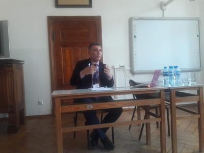 oldUo_20190816_022325_10_460