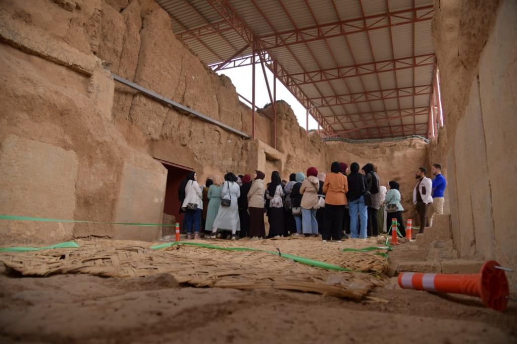 _20221109_064239_400